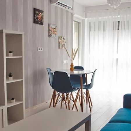 Апартаменты 3 Dream Apartmant 3+Parcare Gratuita Орадя Экстерьер фото