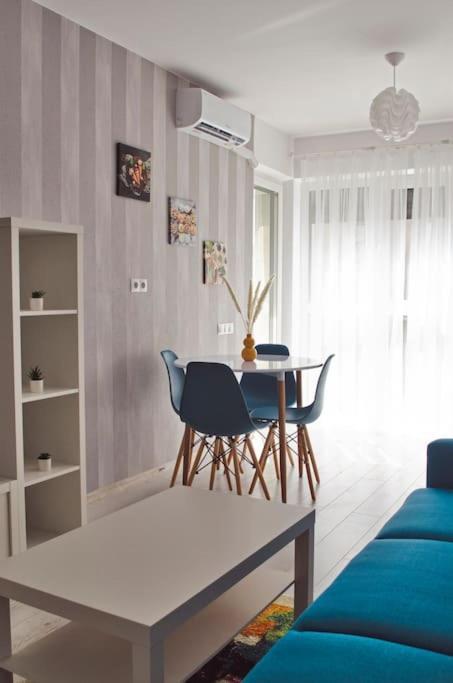 Апартаменты 3 Dream Apartmant 3+Parcare Gratuita Орадя Экстерьер фото